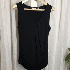New York & Co black u neck w pleats top. SZ L